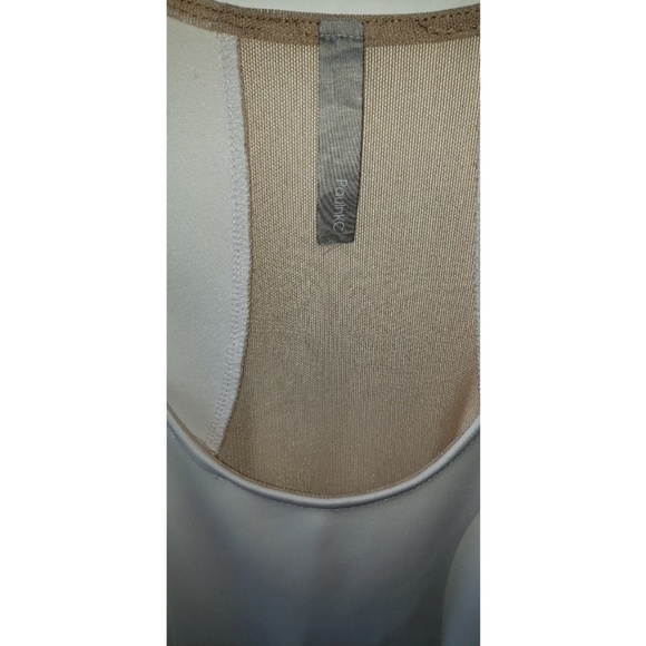 White Bodycon dress with illusion back - Picture 4 of 4